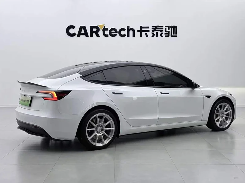 Tesla Model 3 — фото 3
