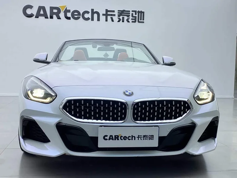 BMW Z4 — фото 10