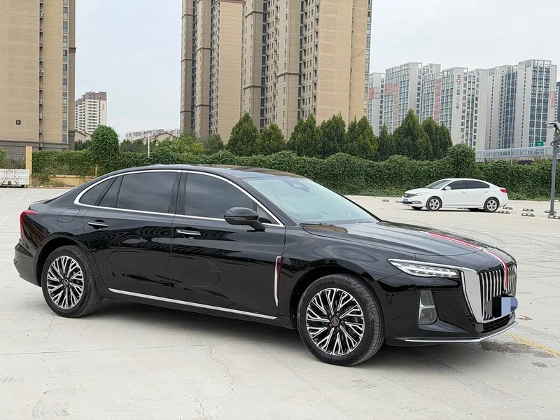 Hongqi H5 — фото 3