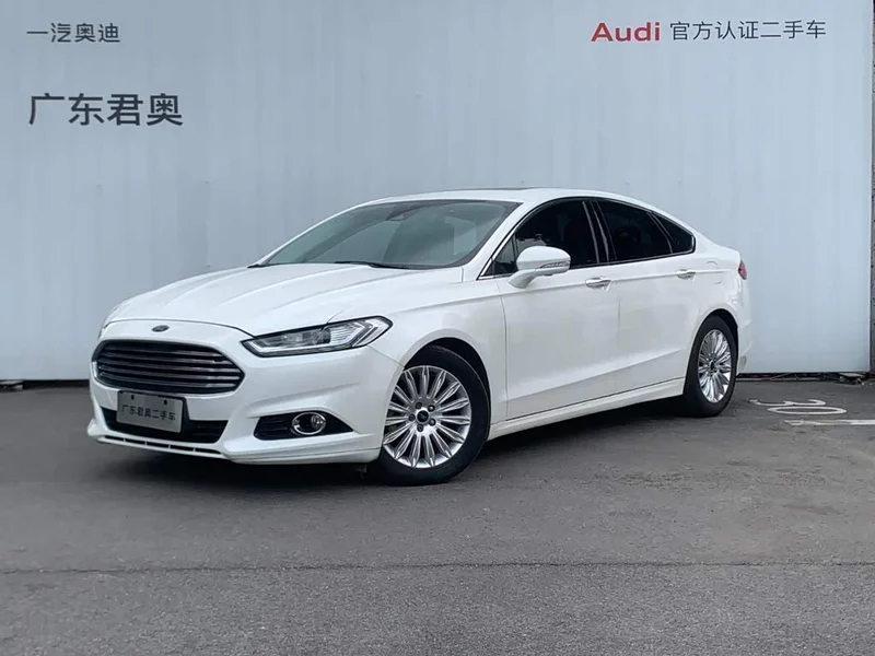 Ford Mondeo — фото 1