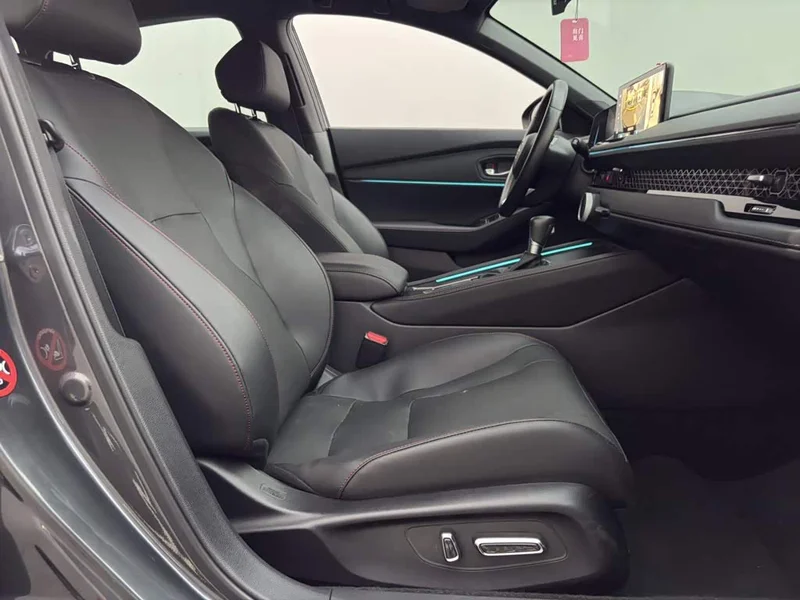 Honda Accord — фото 16