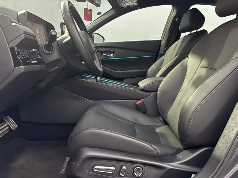 Honda Accord — фото 18
