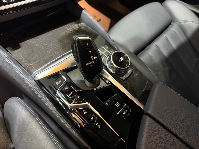 BMW 6-Series GT — фото 13