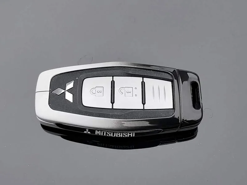 Mitsubishi Outlander — фото 19