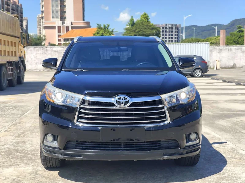 Toyota Highlander — фото 2