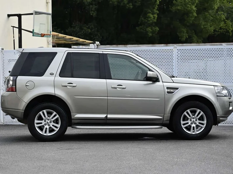 Land Rover Freelander 2 — фото 2
