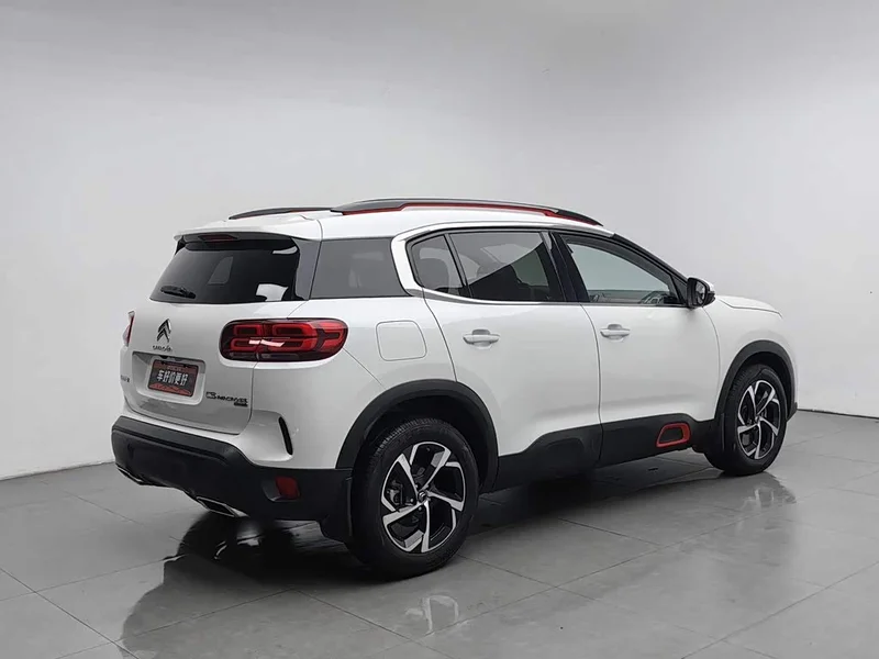 Peugeot C5 Aircross — фото 2