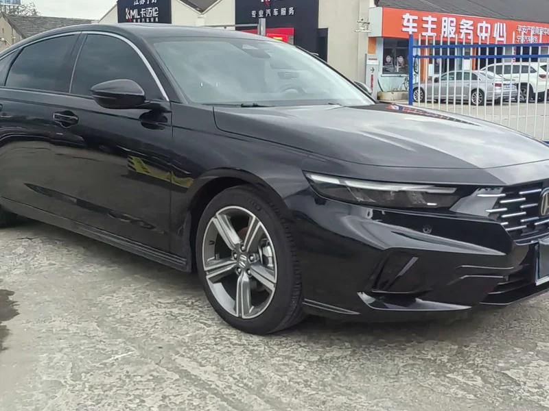 Honda Accord — фото 3