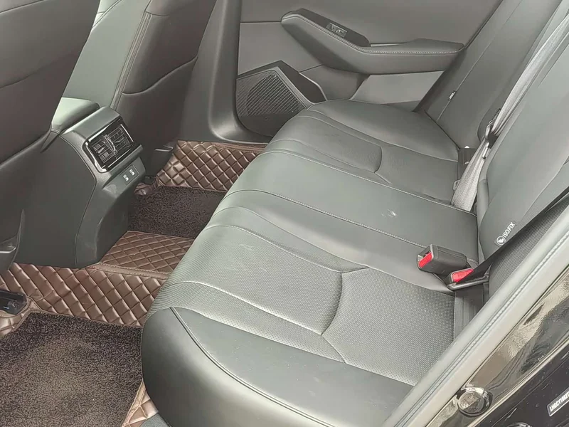 Honda Accord — фото 6