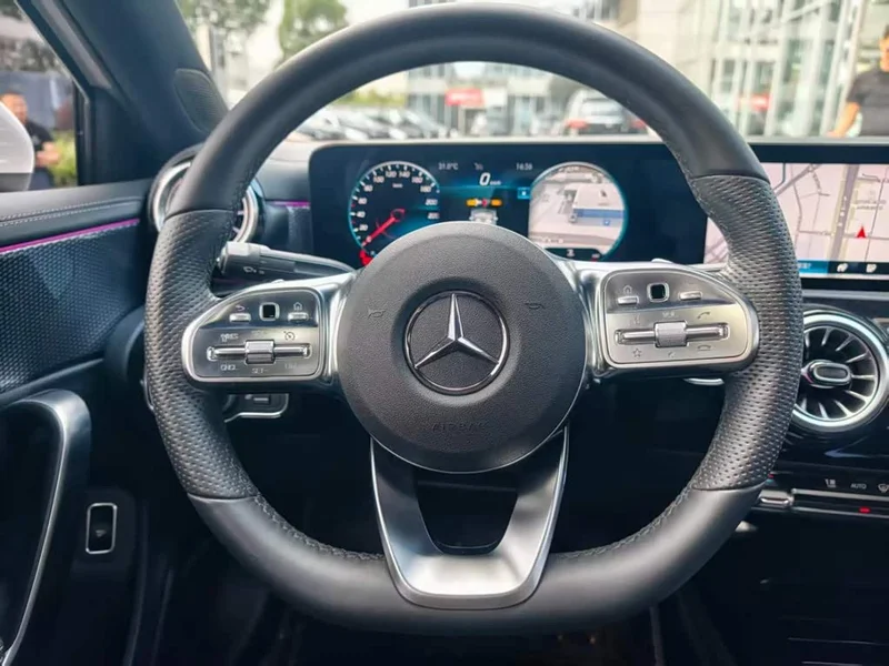 Mercedes-Benz A-Class — фото 11