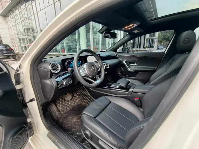 Mercedes-Benz A-Class — фото 13
