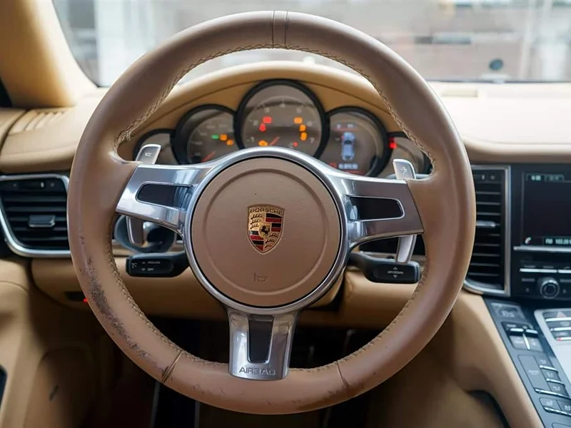 Porsche Panamera — фото 10