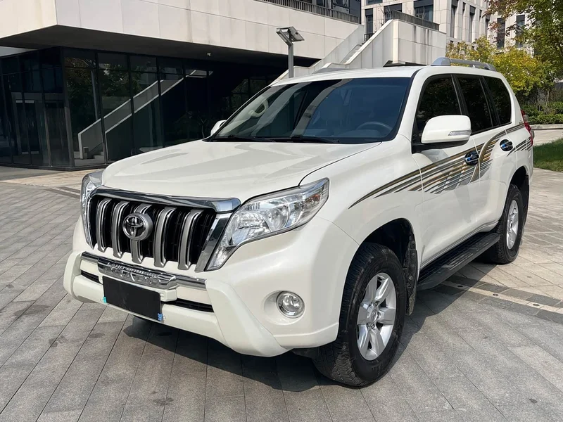 Toyota Prado (Imported) — фото 1