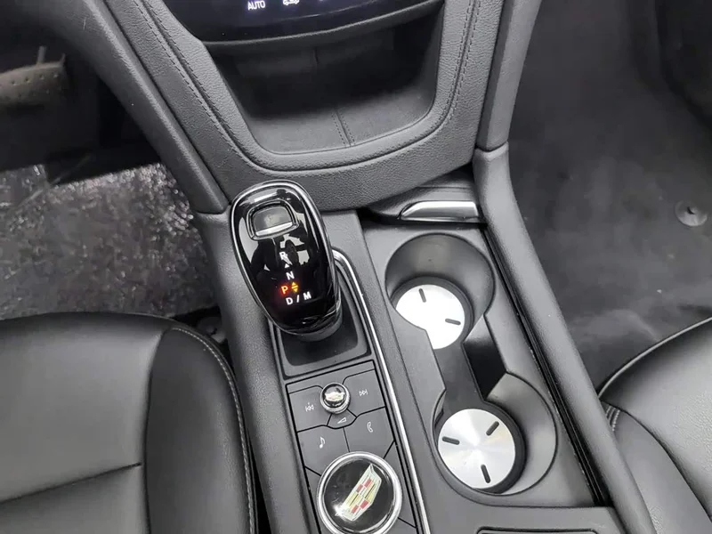 Cadillac XT5 — фото 13