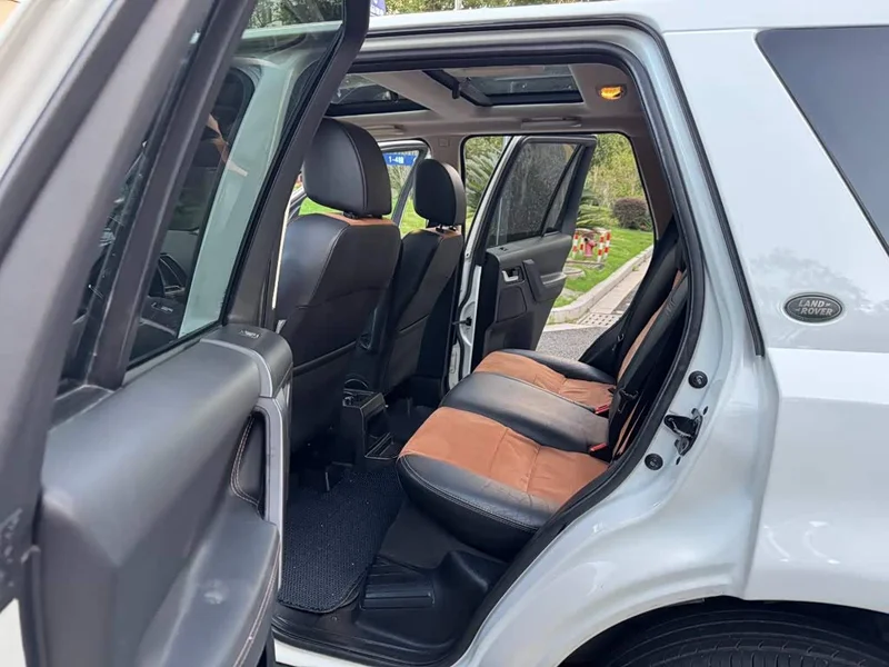 Land Rover Freelander 2 — фото 11