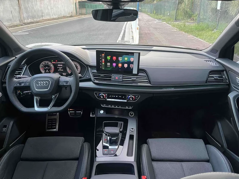 Audi Q5L Sportback — фото 13