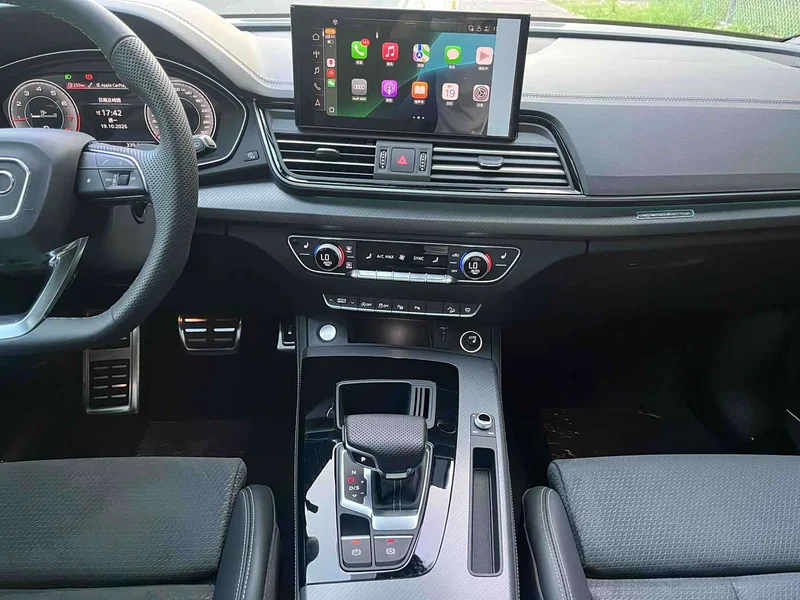 Audi Q5L Sportback — фото 14