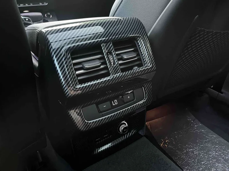 Audi Q5L Sportback — фото 20