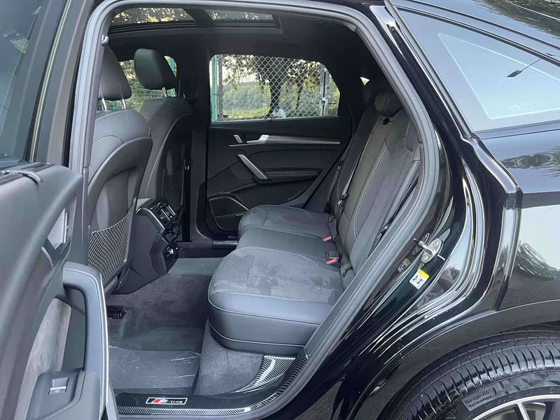 Audi Q5L Sportback — фото 7