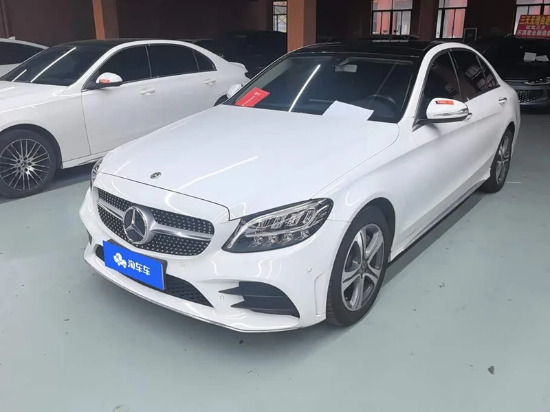 Mercedes-Benz C-Class — фото 1