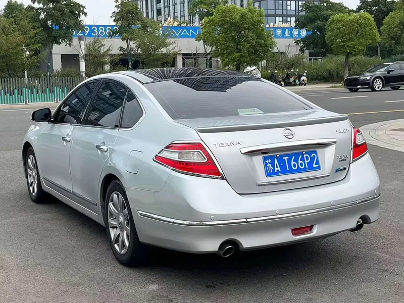 Nissan Teana — фото 8
