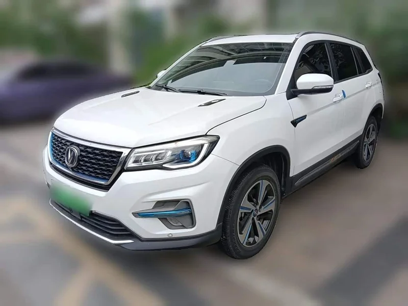 Changan CS75 New Energy — фото 1