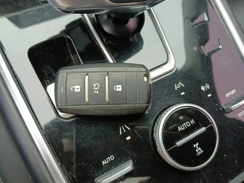 Changan CS75 New Energy — фото 9