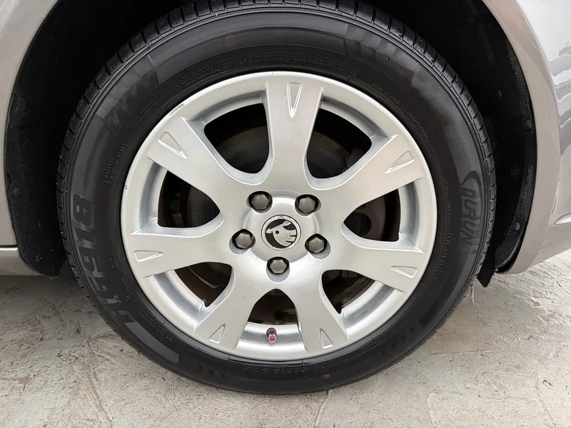 Volkswagen Octavia — фото 15