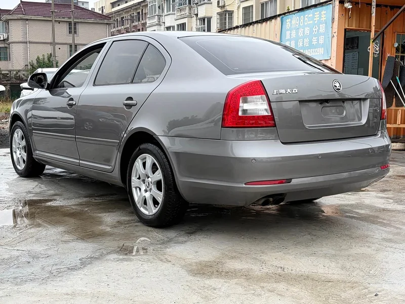 Volkswagen Octavia — фото 7