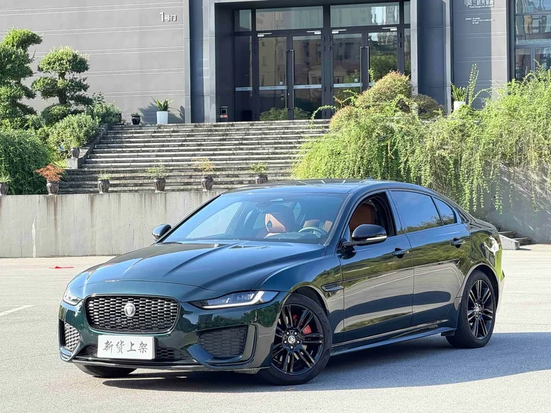 Jaguar XEL — фото 1