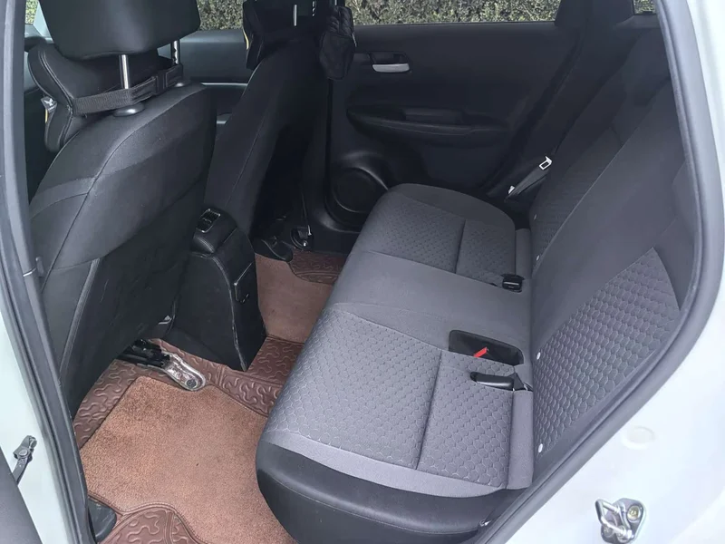 Honda Fit — фото 10