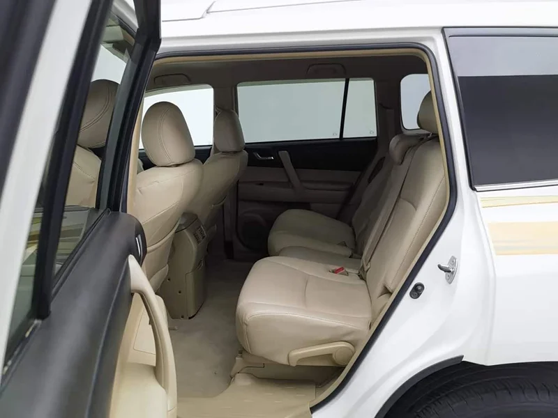 Toyota Highlander — фото 15