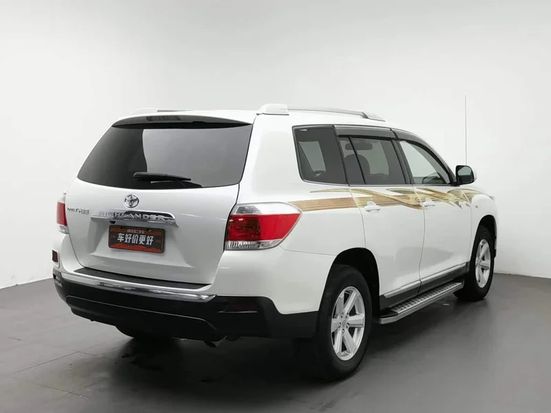 Toyota Highlander — фото 2