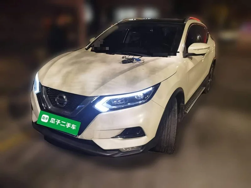 Nissan Qashqai — фото 1