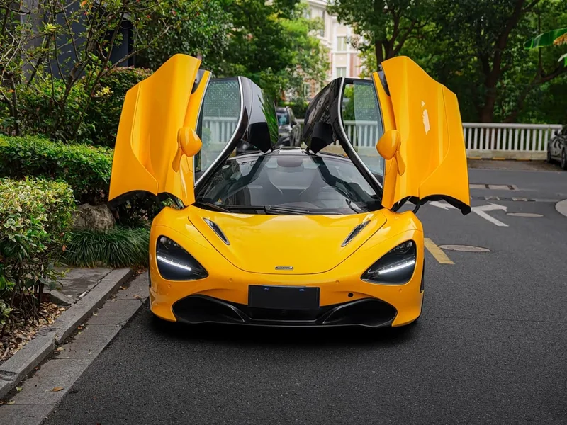 McLaren 720S — фото 2
