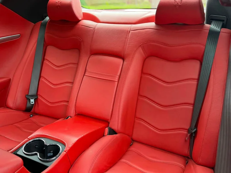 Maserati GranTurismo — фото 11