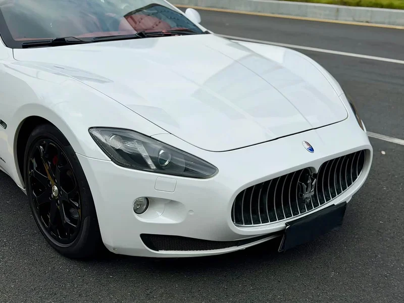 Maserati GranTurismo — фото 6