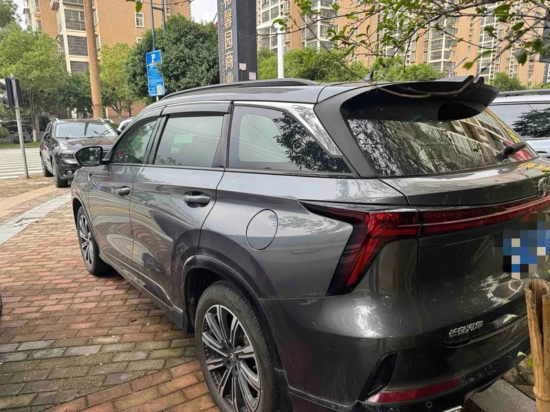 Changan CS75PLUS — фото 3