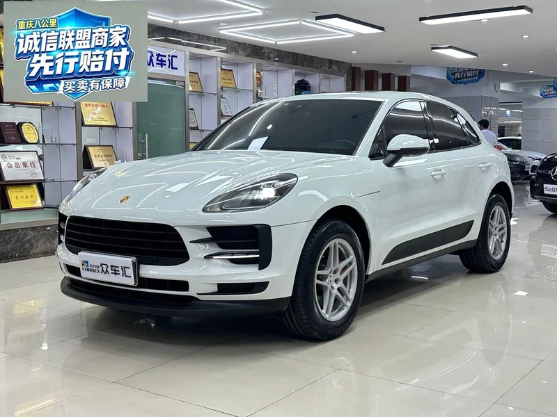 Porsche Macan — фото 1