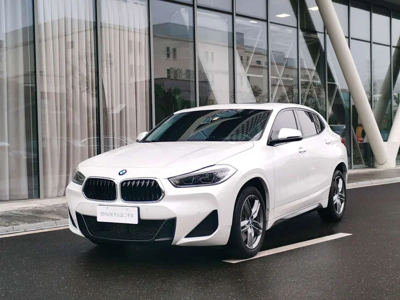 BMW X2 — фото 1