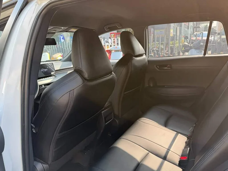 Toyota Corolla Cross — фото 11