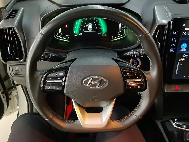 Hyundai ix35 — фото 15