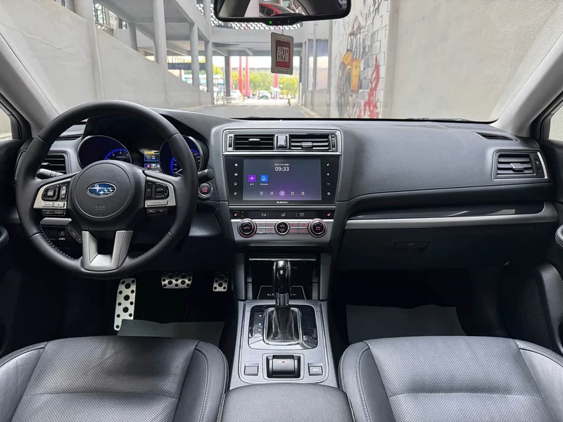 Subaru Legacy — фото 13