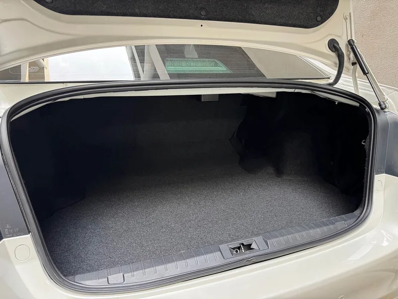 Subaru Legacy — фото 23