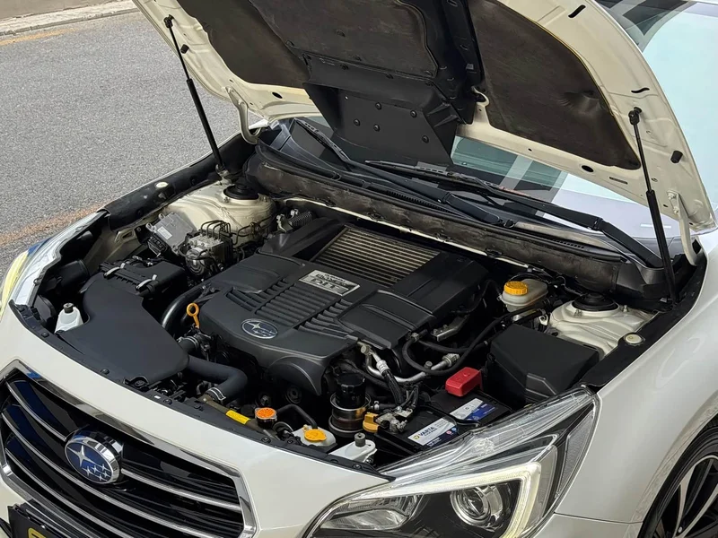 Subaru Legacy — фото 24