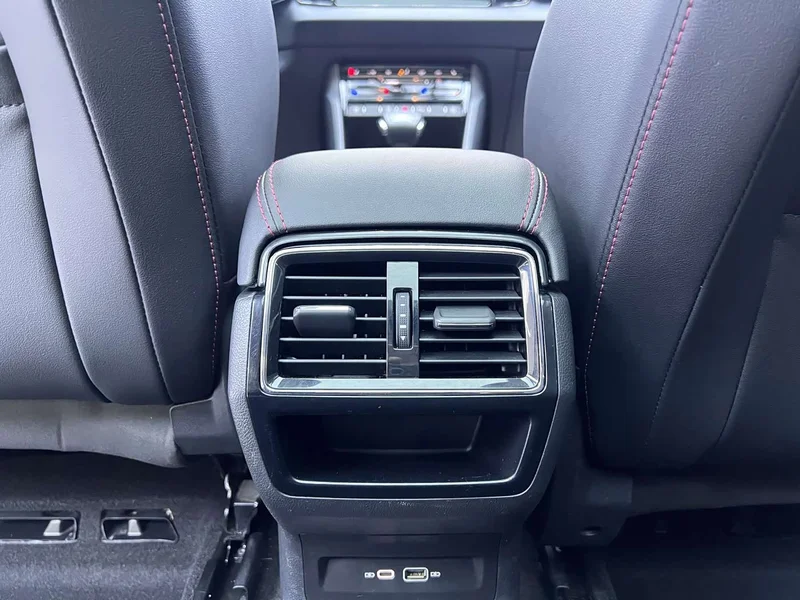 Skoda Karoq — фото 14
