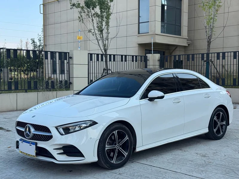 Mercedes-Benz A-Class — фото 1