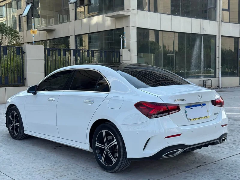 Mercedes-Benz A-Class — фото 14