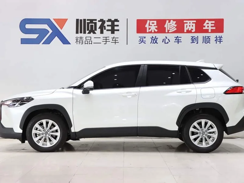 Toyota Corolla Cross — фото 4