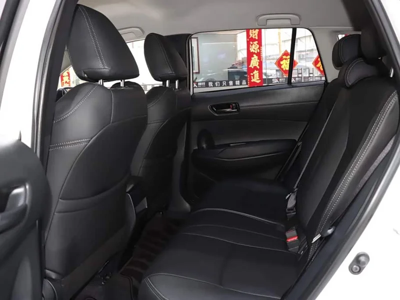 Toyota Corolla Cross — фото 10